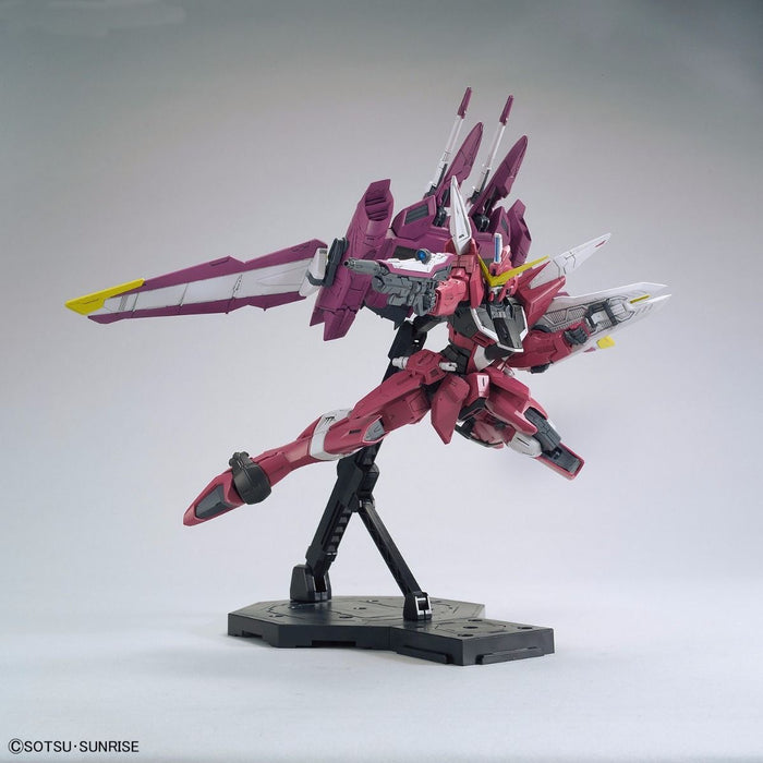 MG ZGMF-X09A Justice Gundam 1/100 Scale Model Kit