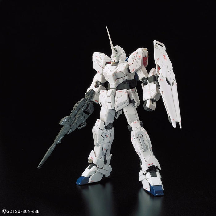RG RX-0 Unicorn Gundam 1/144 Scale Model Kit