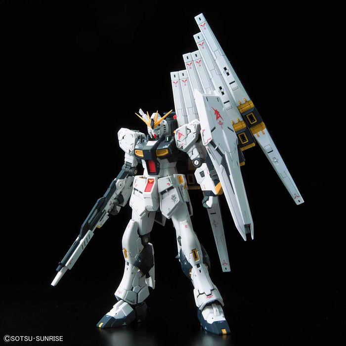 RG RX-93 ν Nu Gundam 1/144 Scale Model Kit