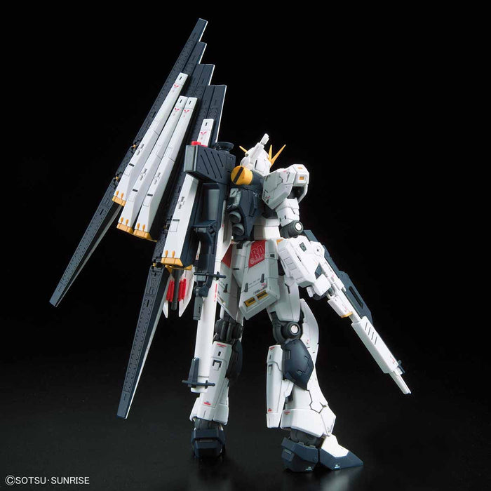 RG RX-93 ν Nu Gundam 1/144 Scale Model Kit