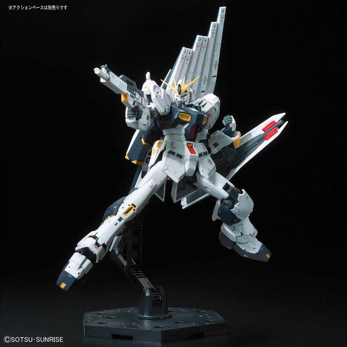 RG RX-93 ν Nu Gundam 1/144 Scale Model Kit
