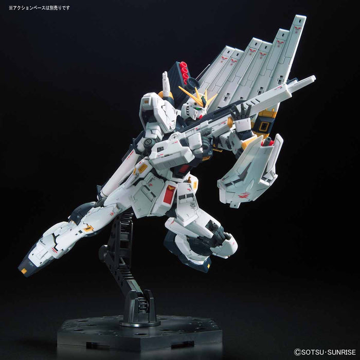 RG RX-93 ν Nu Gundam 1/144 Scale Model Kit