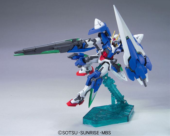 HG GN-0000GNHW/7SG 00 Gundam Seven Sword/G 1/144 Scale Model Kit