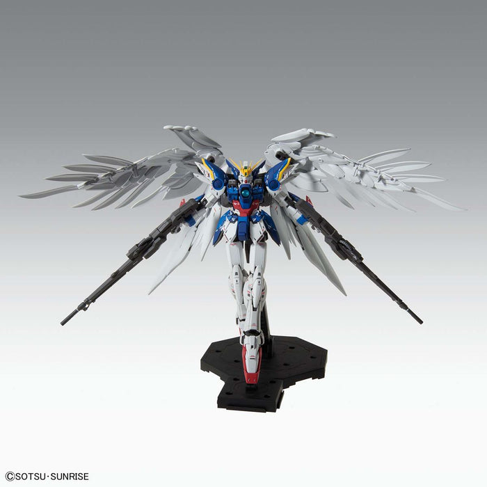 MG XXXG-00W0 Wing Gundam Zero Custom Endless Waltz Ver. Ka 1/100 Scale Model Kit