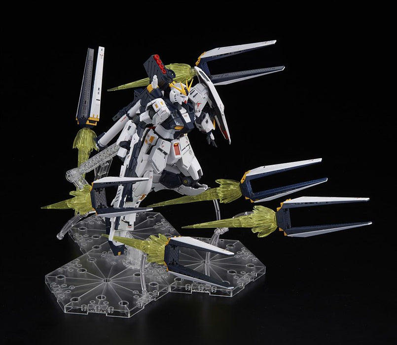 RG RX-93 Nu Gundam + Fin Funnel Effect Set 1/144 Scale Model Kit