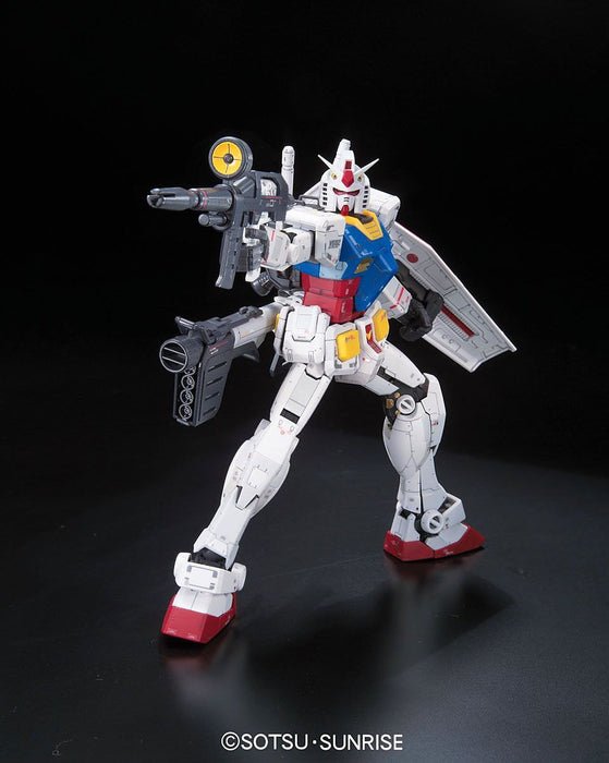 RG RX-78-2 Gundam 1/144 Scale Model Kit