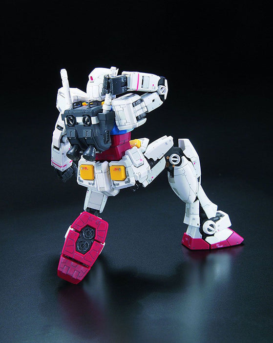 RG RX-78-2 Gundam 1/144 Scale Model Kit