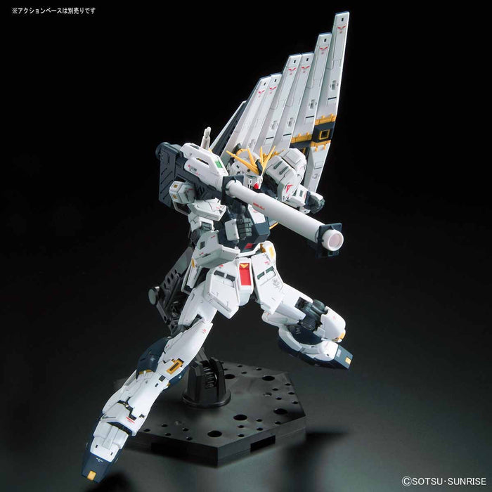 RG RX-93 ν Nu Gundam 1/144 Scale Model Kit